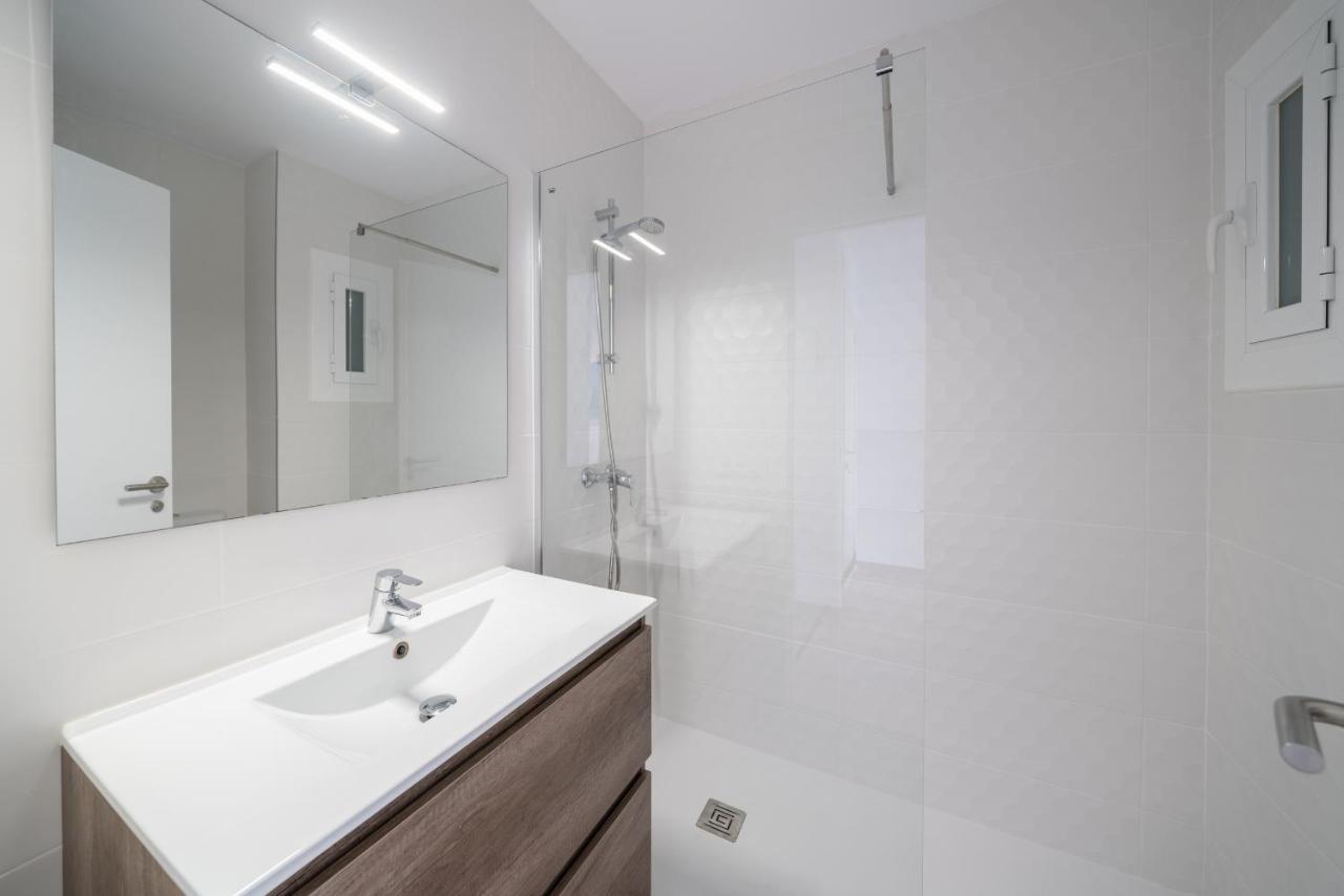 L' Escala Apartment Sofia מראה חיצוני תמונה
