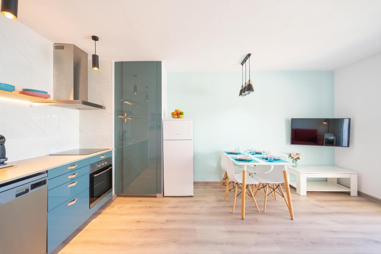 L' Escala Apartment Sofia מראה חיצוני תמונה